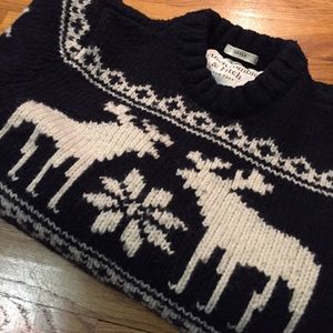 Abercrombie & Fitch Sweater